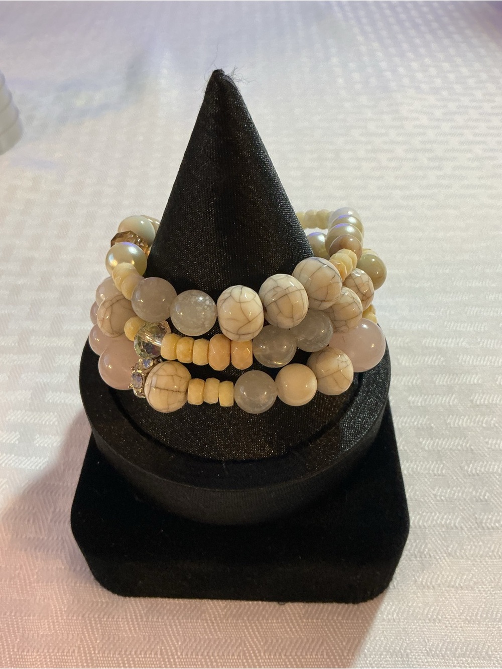 Cream, Blush & Gold Neutral Beaded Gold Tone Toggle Bracelet